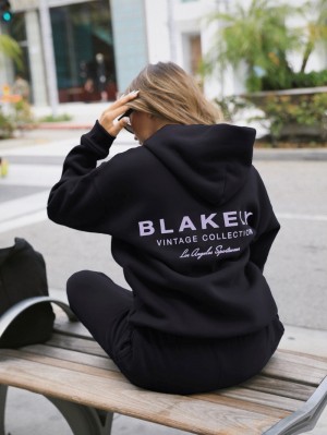 Blakely Women's Sports Club Relaxed Hoodie Mustat | 5176843-JT