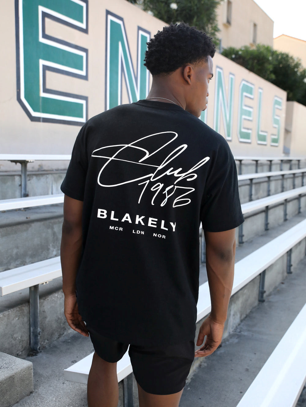 Blakely Club Relaxed T-Shirt Mustat | 7462931-NG