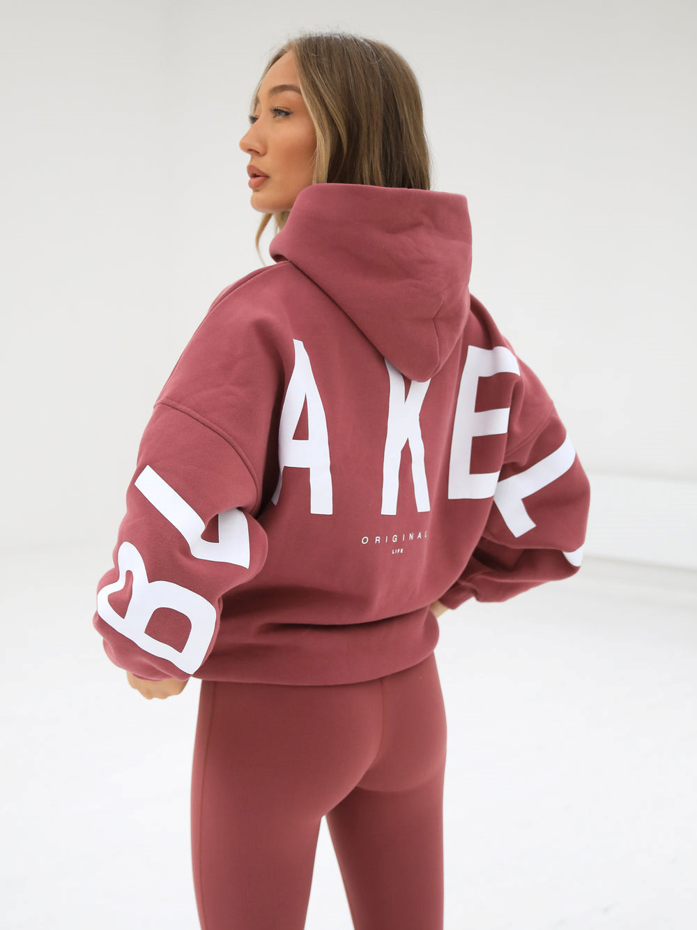 Blakely Isabel Oversized Hoodie Berry | 3241756-NE