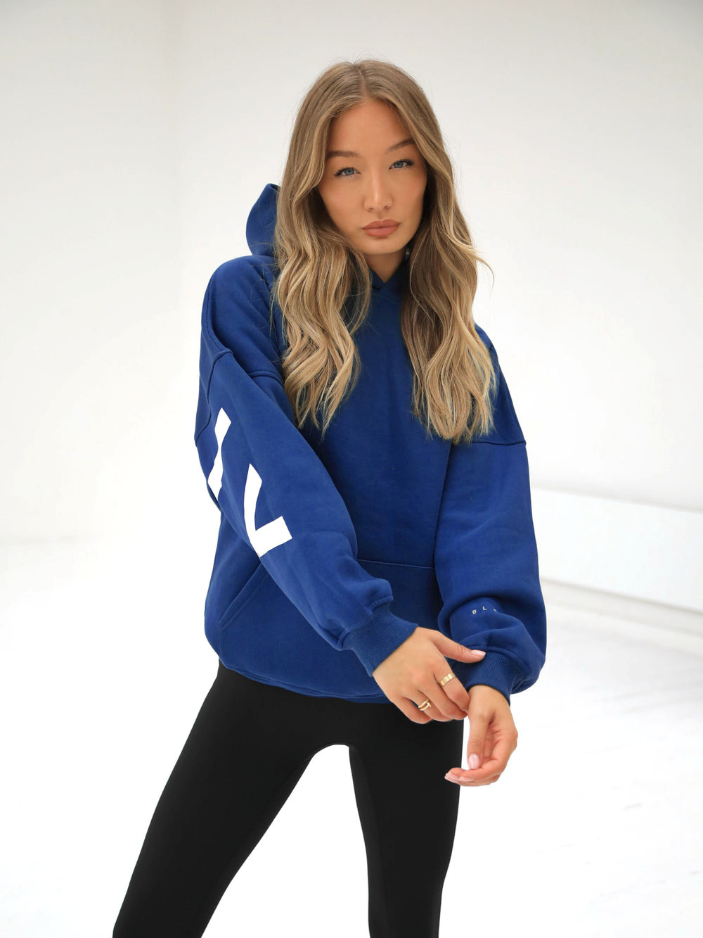 Blakely Isabel Oversized Hoodie Sininen | 0729631-GX