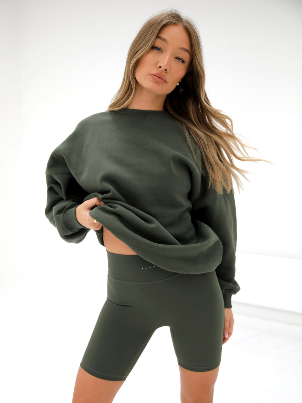 Blakely Isabel Oversized Jumper Tummankhaki Vihreä | 2894635-ZW