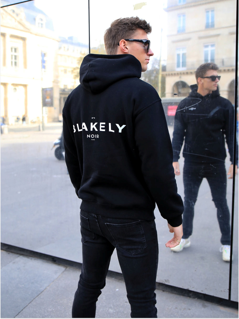 Blakely Noir II Relaxed Hoodie Mustat | 2974065-LP