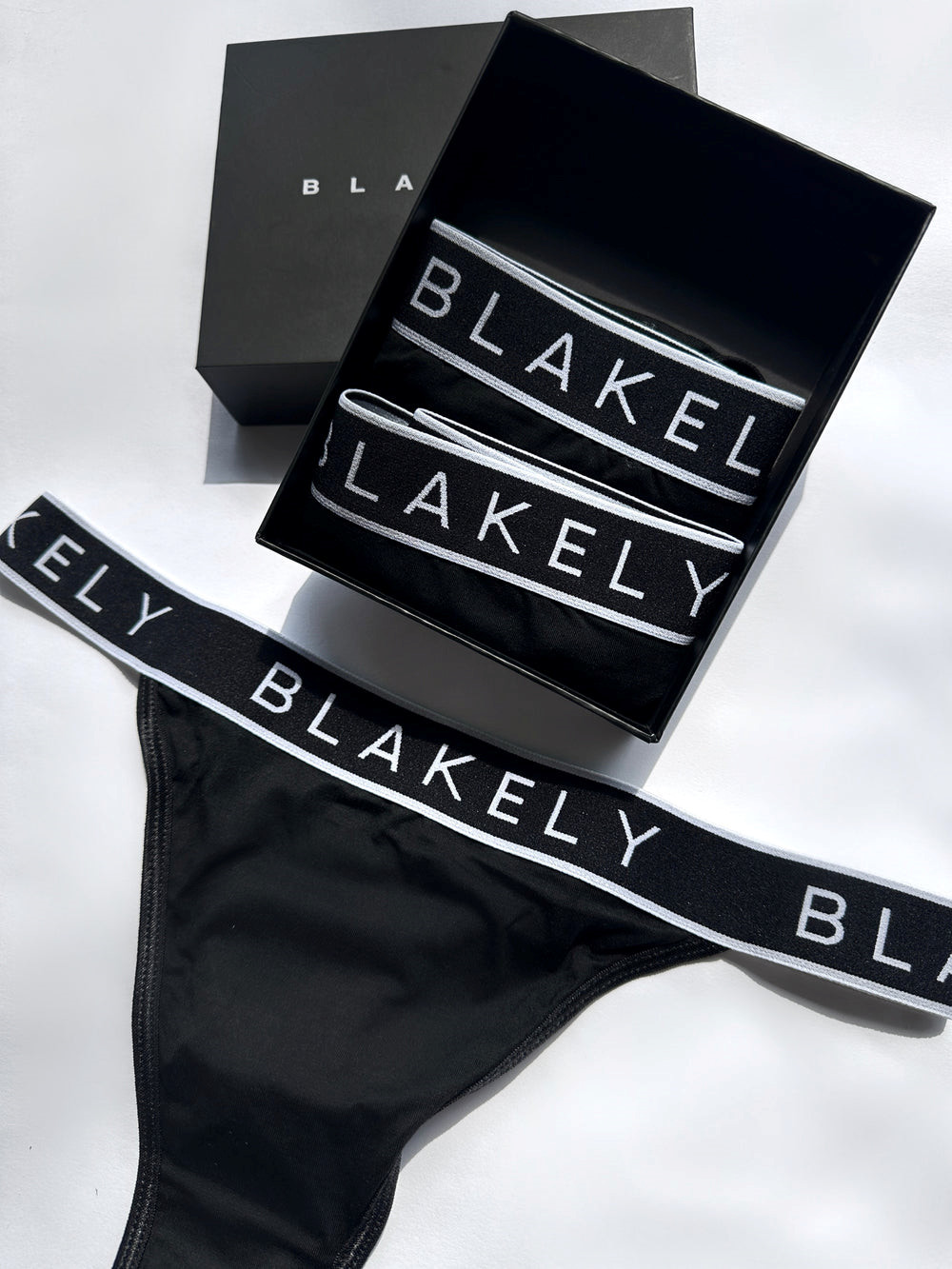 Blakely Phoebe Thong 3 Pack Mustat | 3196402-EW