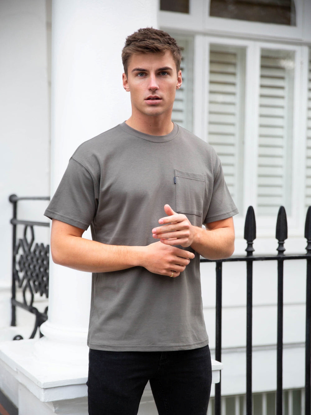 Blakely Relaxed Pocket T-Shirt Charcoal | 7918542-DN