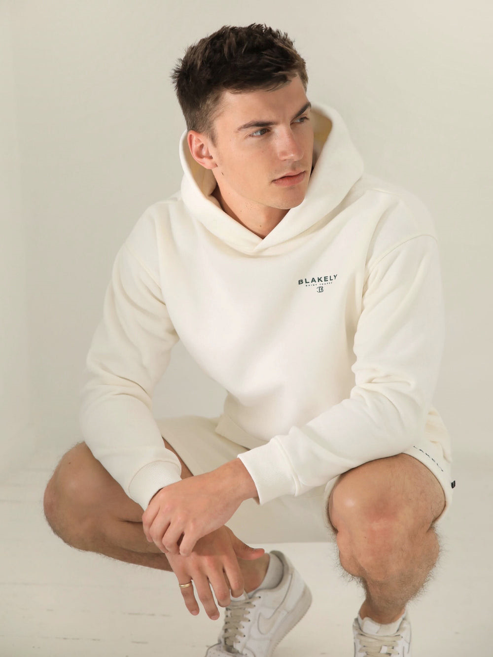 Blakely Riviera Initial Relaxed Hoodie Ivory | 0316725-TV