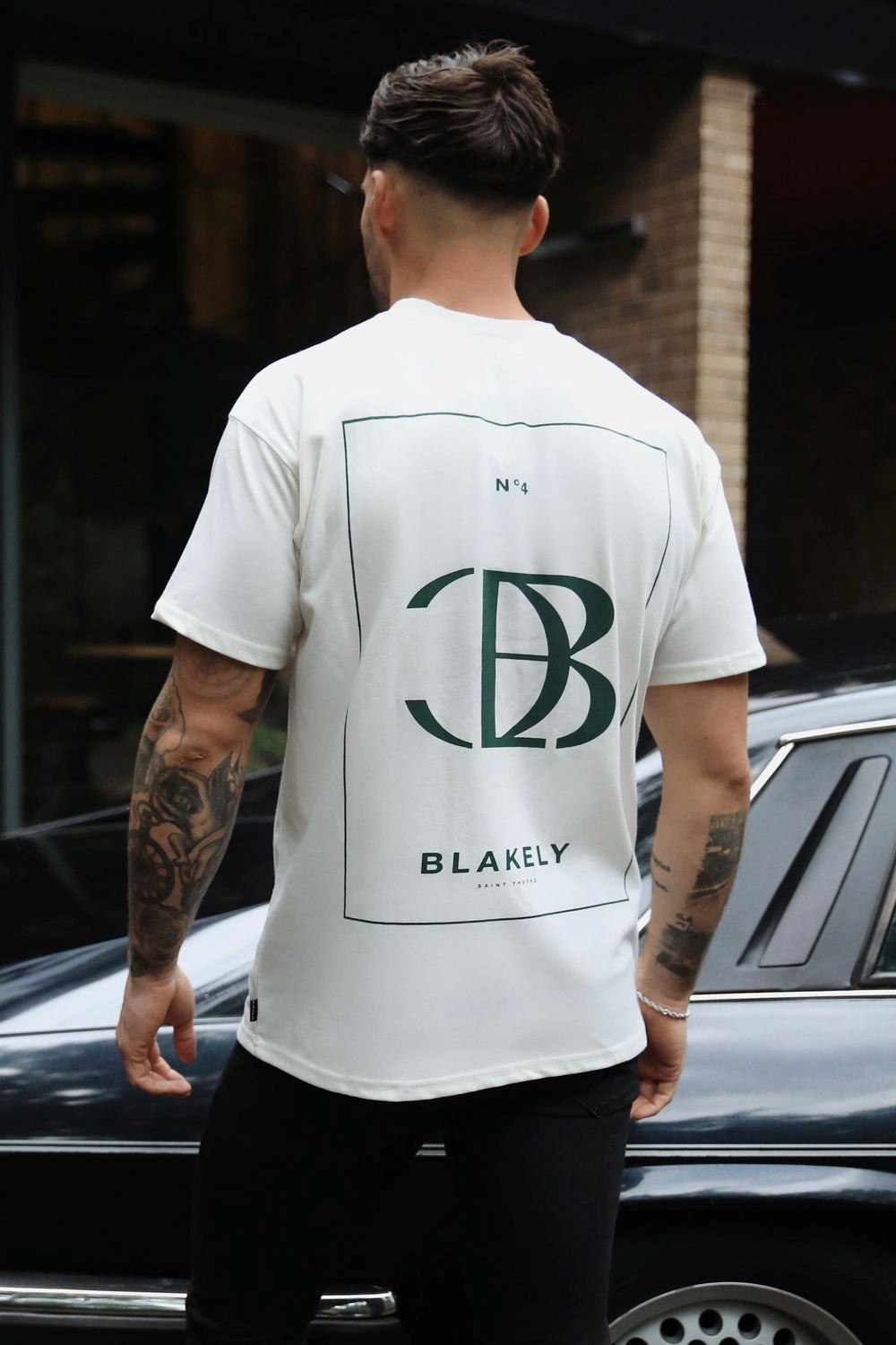 Blakely Riviera Initial Relaxed T-Shirt Ivory | 1248963-OA