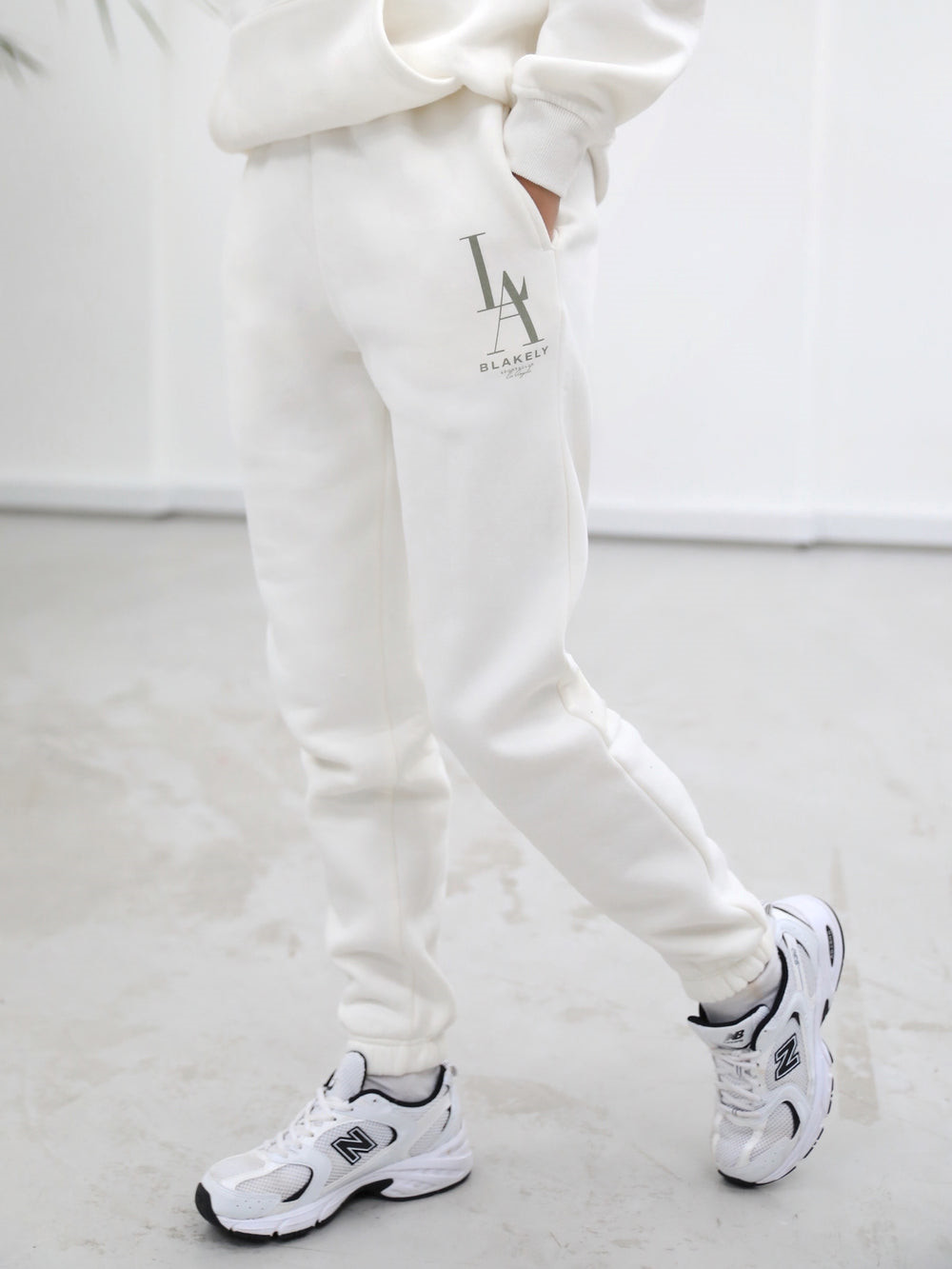 Blakely Studio Sweatpants Ivory | 5349827-BN