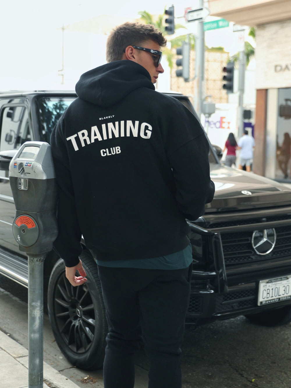 Blakely Training Club Hoodie Mustat | 3745690-MV