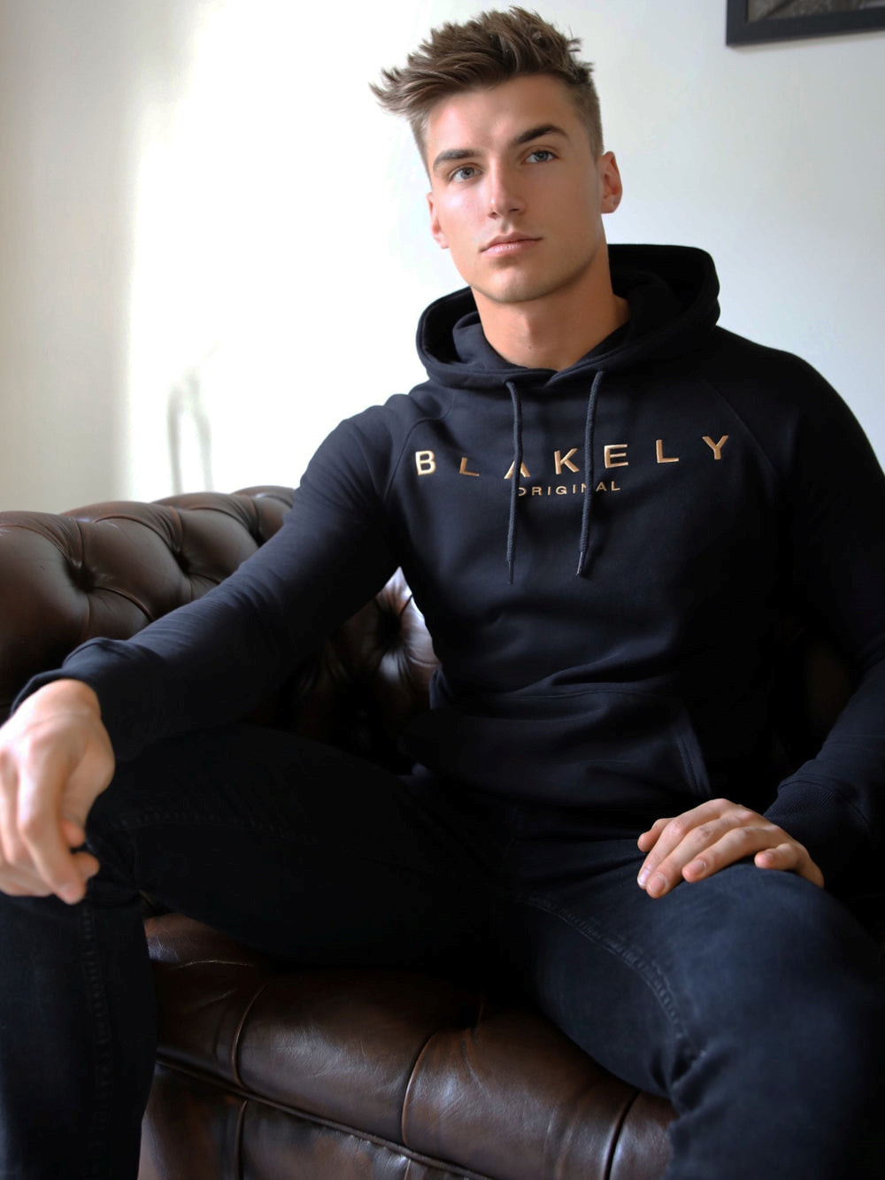 Blakely Vatolla Hoodie Mustat | 9084536-CJ