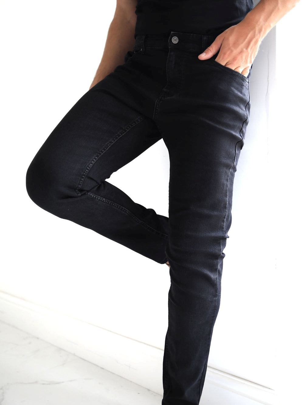 Blakely Vol. 9 Slim Jeans Mustat | 8143205-LJ