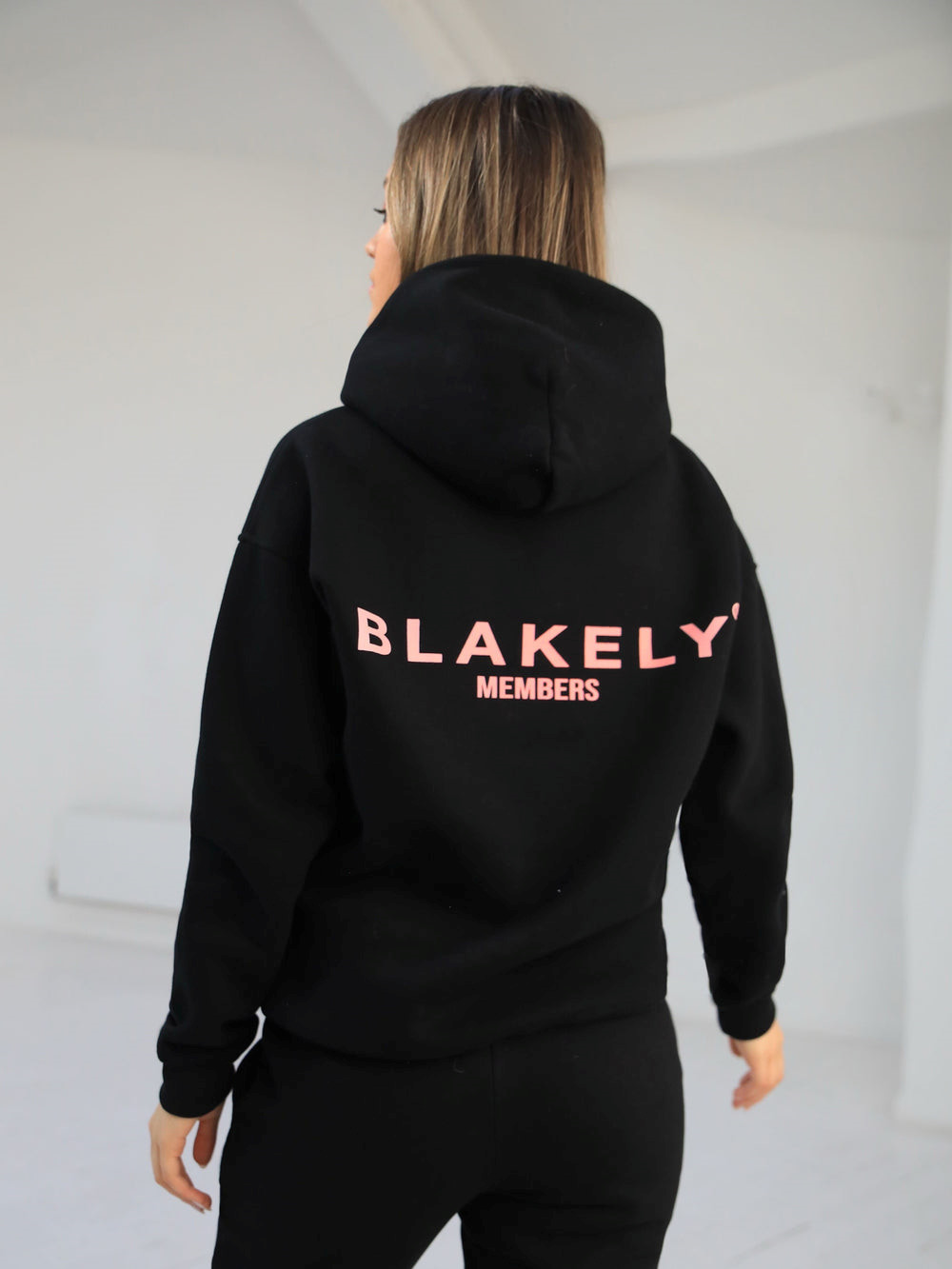 Blakely Women\'s Members Relaxed Hoodie Mustat Pinkki | 2578194-DZ