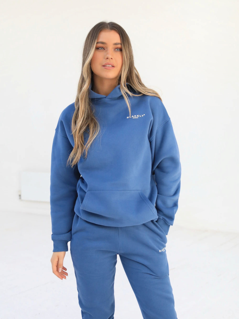 Blakely Women's Members Relaxed Hoodie Sininen | 7642915-JQ